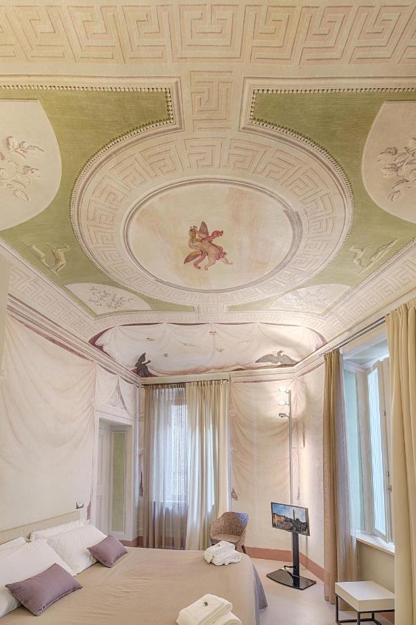 Residenza D'Epoca Le Aquile Bed & Breakfast เซียนา ภายนอก รูปภาพ