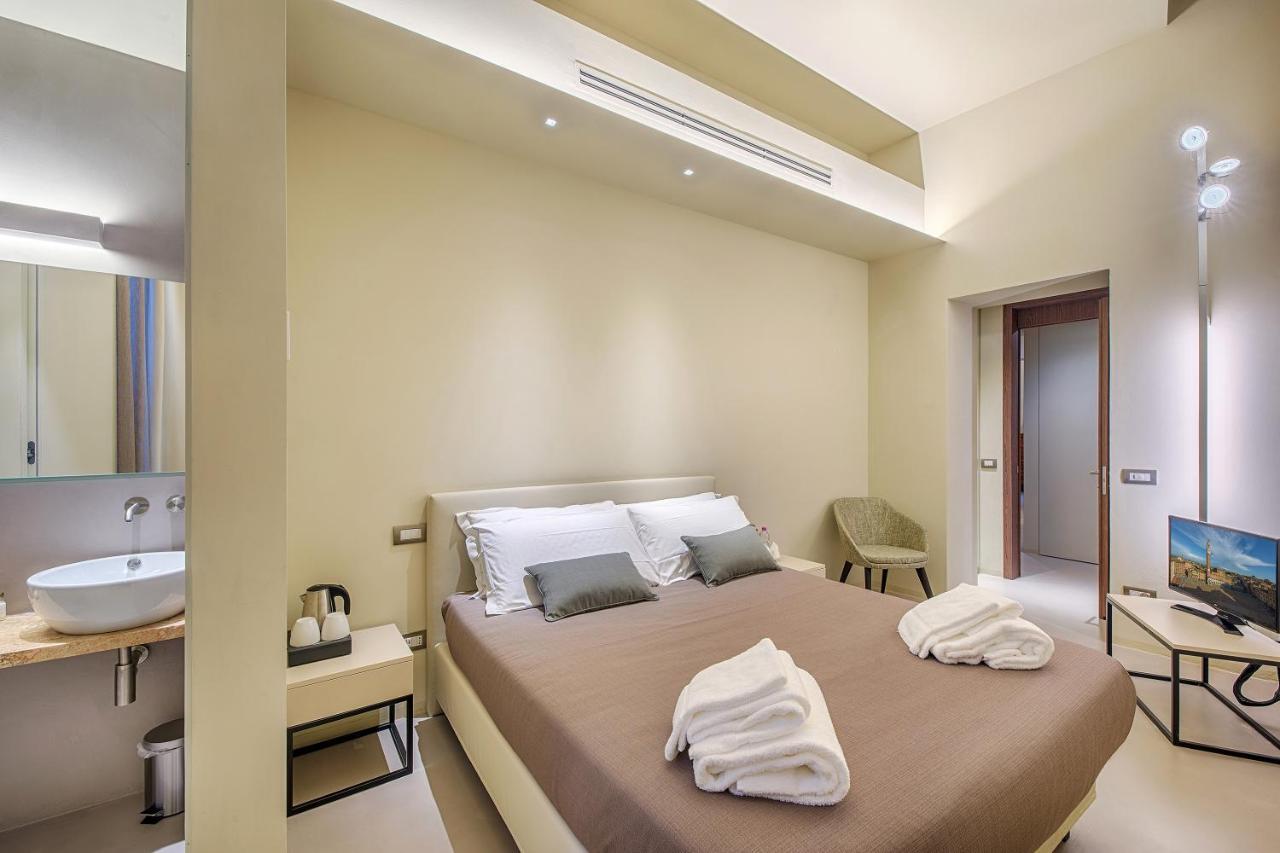 Residenza D'Epoca Le Aquile Bed & Breakfast เซียนา ภายนอก รูปภาพ