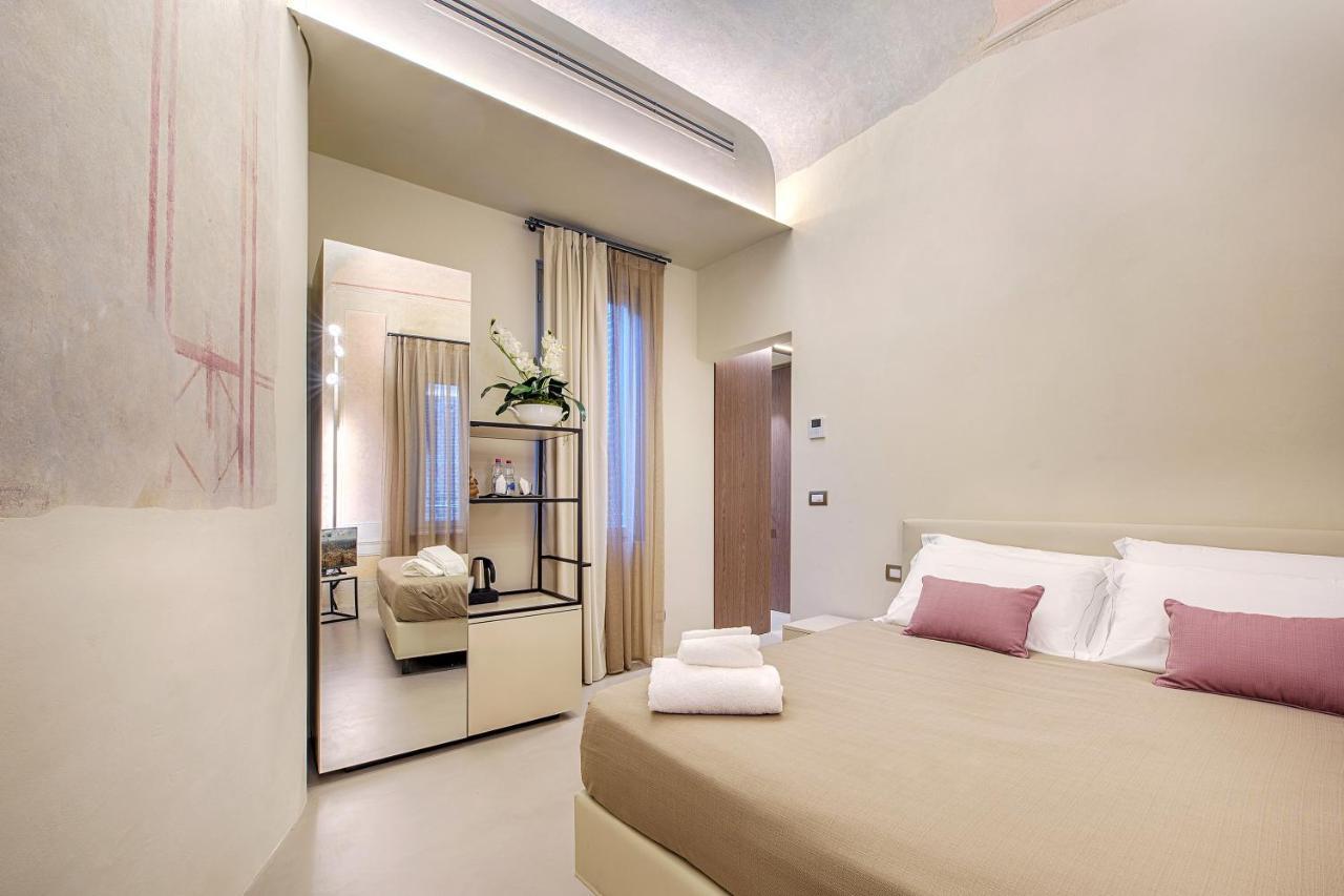 Residenza D'Epoca Le Aquile Bed & Breakfast เซียนา ภายนอก รูปภาพ