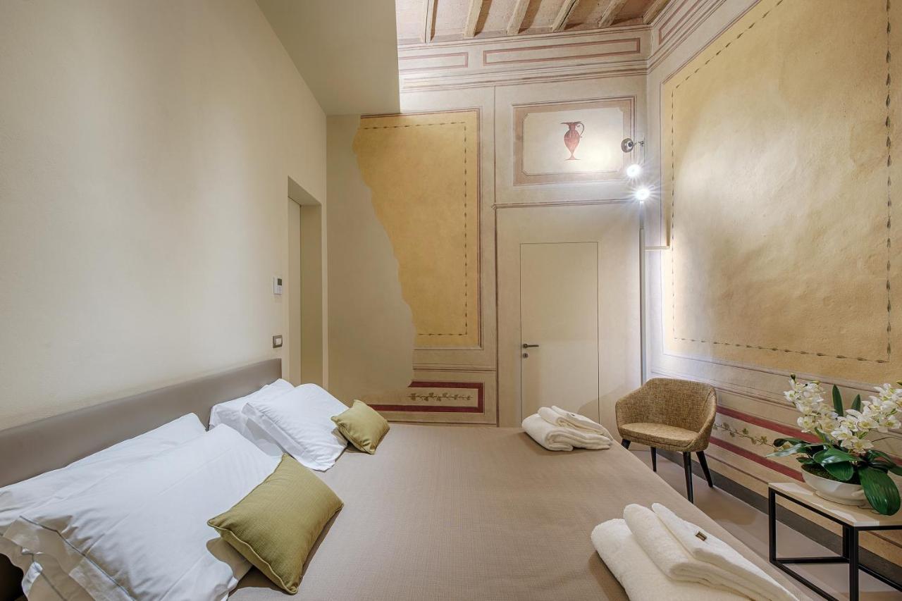 Residenza D'Epoca Le Aquile Bed & Breakfast เซียนา ภายนอก รูปภาพ